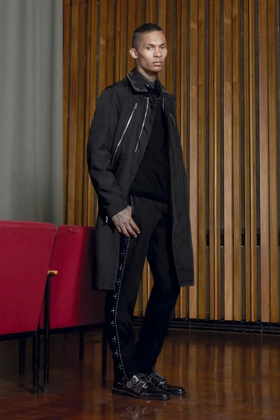 Look 40